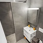 Appartement Rénové Et Chaleureux En Plein Centre Crans-Montana