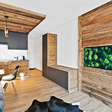 Daire Renove Et Chaleureux En Plein Centre Crans-Montana