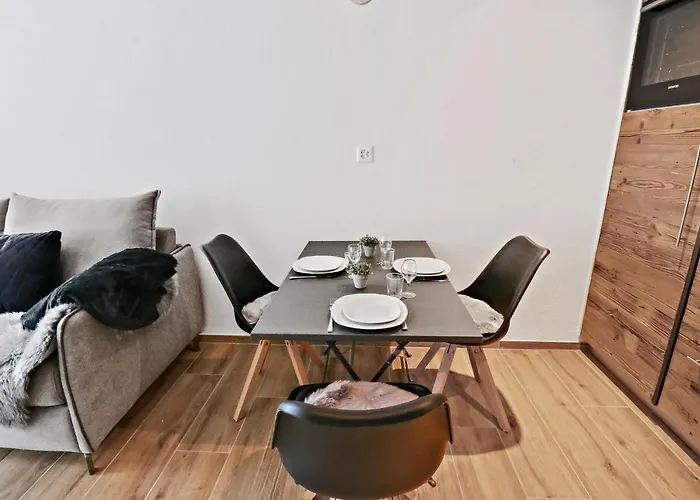 Renove Et Chaleureux En Plein Centre Апартаменты